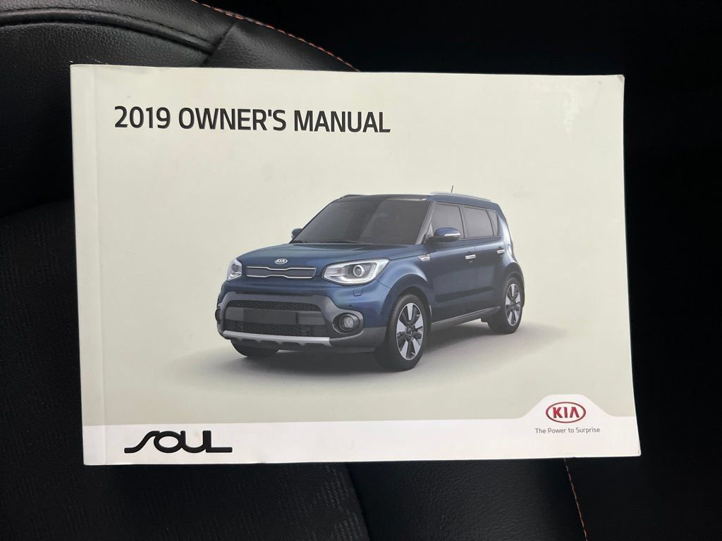 Used 2019 Kia Soul ! w/ Technology Package FWD image 27