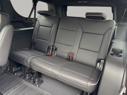 New 2026 Chevrolet Suburban Premier w/ Sun And Tow Package image 22