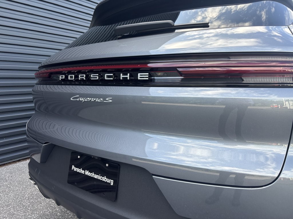 New 2026 Porsche Cayenne S AWD/4WD image 24