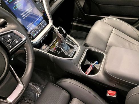 Used 2025 Subaru Legacy Limited image 15