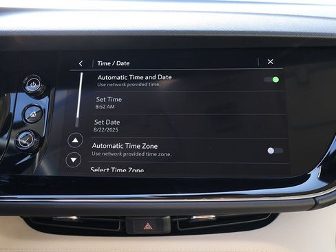 Used 2023 Buick Envision Avenir image 55