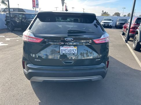 Used 2022 Ford Edge SEL w/ Convenience Package image 5