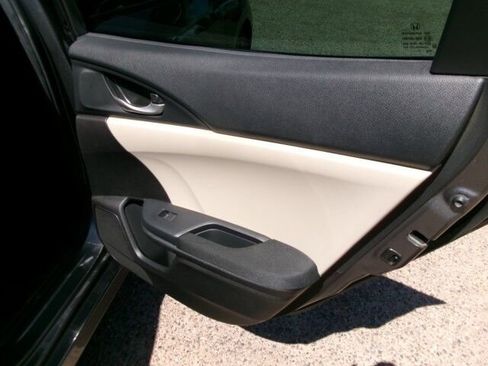 Used 2018 Honda Civic LX image 19