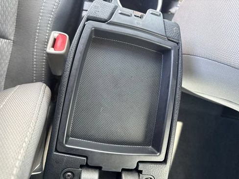 Used 2016 Toyota Corolla LE FWD image 26