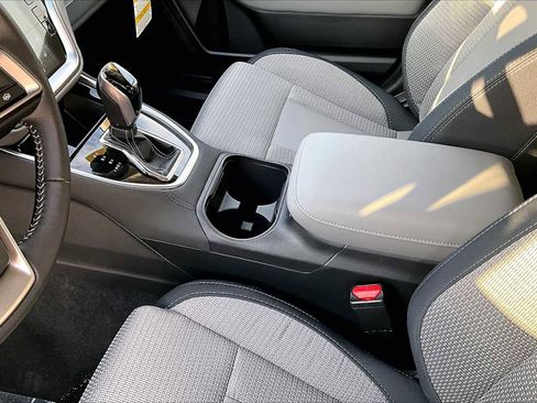 New 2025 Subaru Outback Premium image 7