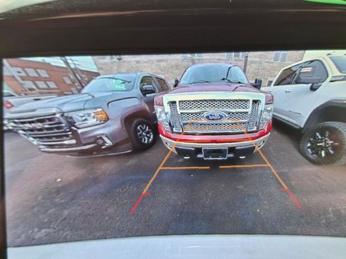 Used 2023 Chevrolet Traverse LT image 15