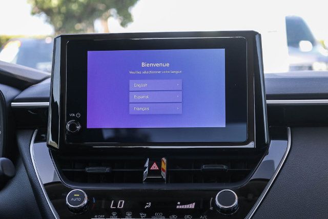 Used 2025 Toyota Corolla LE FWD image 18