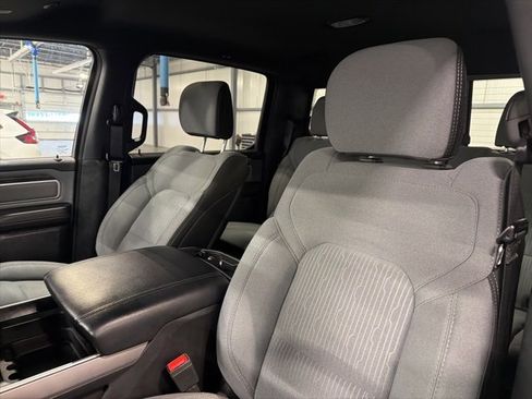 Used 2021 RAM 1500 Big Horn image 9