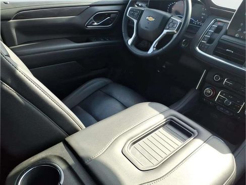 Used 2024 Chevrolet Tahoe LT RWD image 10