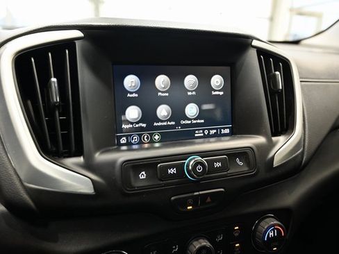 Used 2024 GMC Terrain SLE w/ Driver Convenience Package image 15