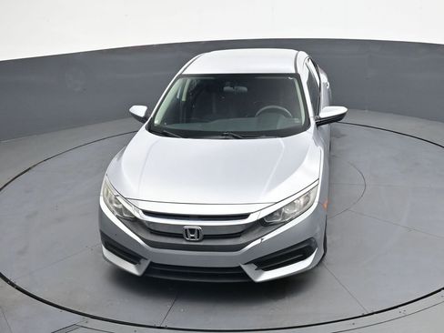 Used 2018 Honda Civic LX image 32