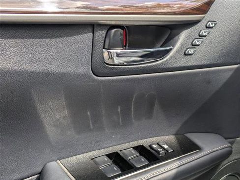 Used 2017 Lexus ES 350 image 2