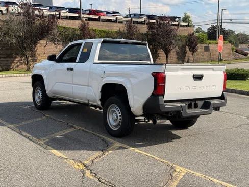 Used 2024 Toyota Tacoma SR RWD image 6