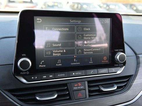 Certified 2025 Nissan Altima 2.5 SV image 14