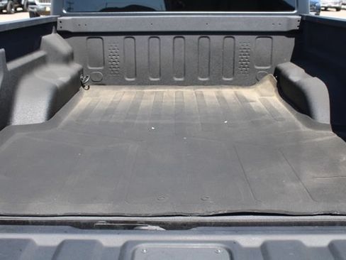 Used 2022 Jeep Gladiator Rubicon AWD/4WD image 8
