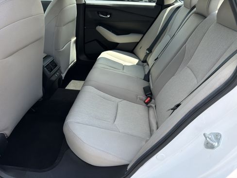 Certified 2025 Honda Accord LX image 9