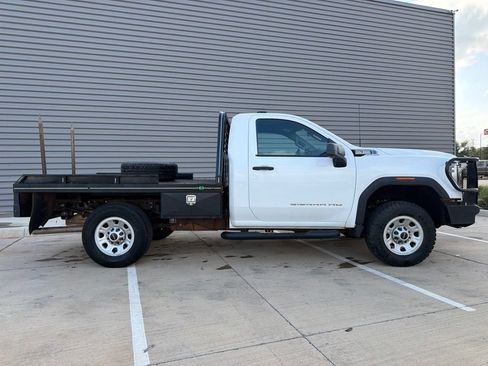 Used 2024 GMC Sierra 3500 Pro w/ Convenience Package AWD/4WD image 5
