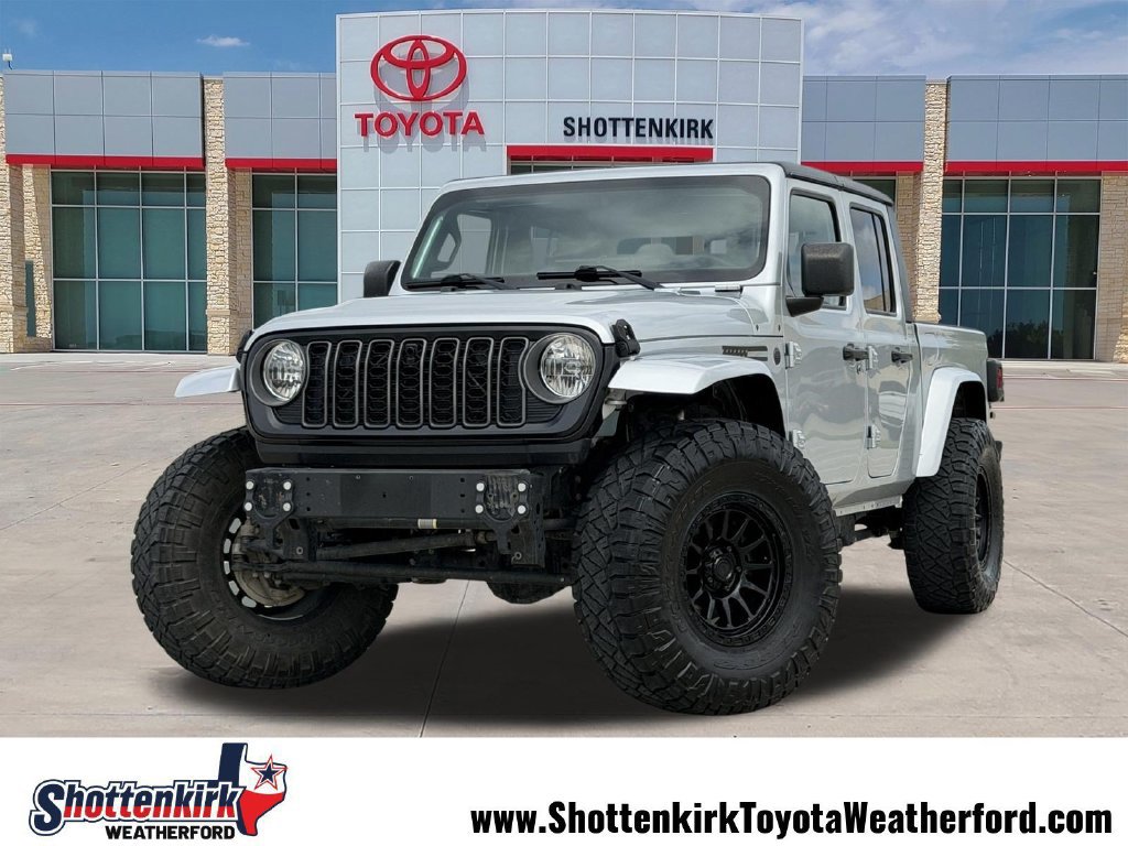 Used 2023 Jeep Gladiator Sport AWD/4WD image 1