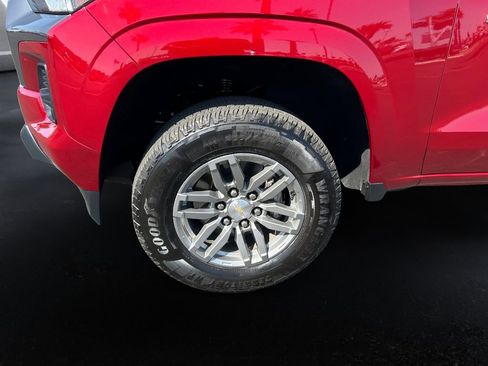 Used 2023 Chevrolet Colorado LT w/ LT Convenience Package II AWD/4WD image 9