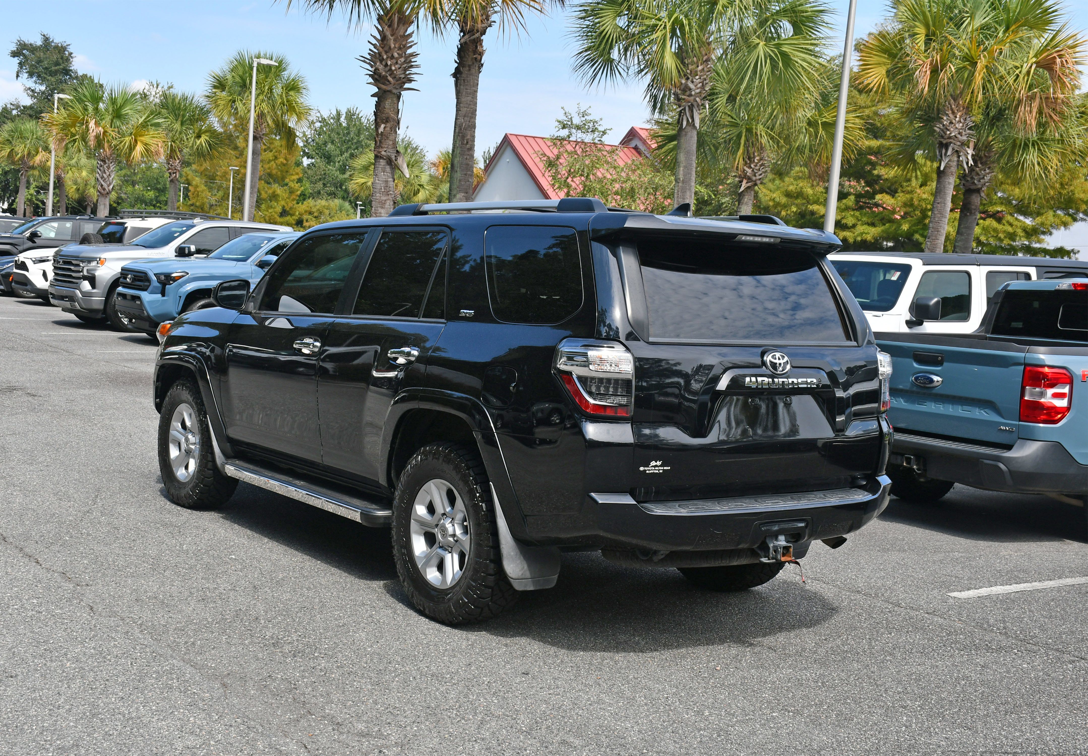 Used 2021 Toyota 4Runner SR5 RWD image 3