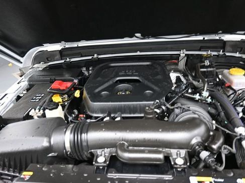 Used 2024 Jeep Wrangler Willys image 31