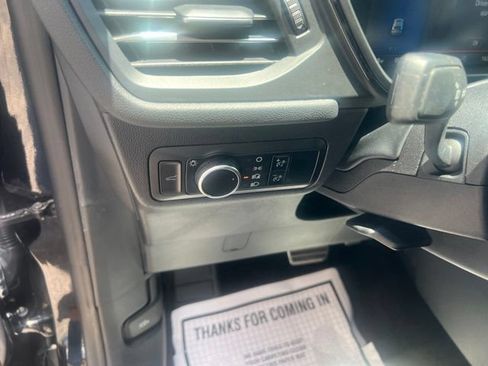 Used 2024 Ford Escape ST-Line FWD image 16
