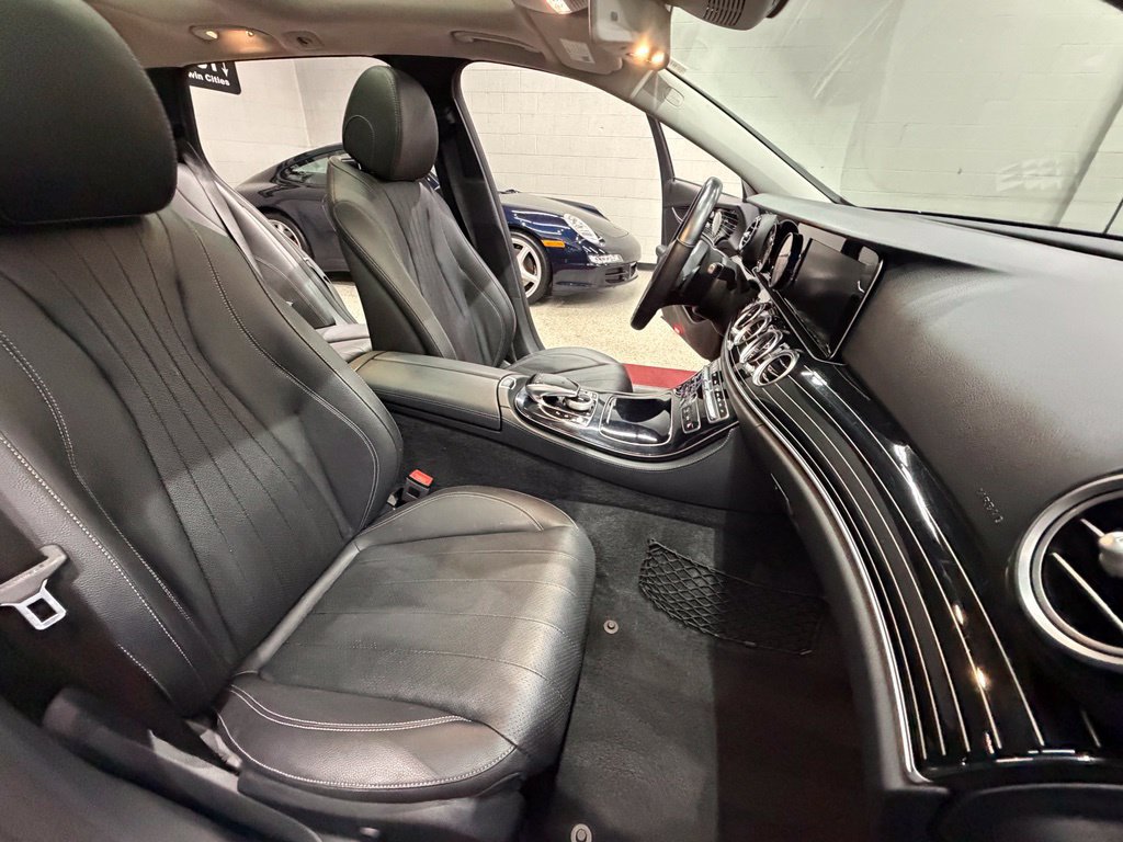 Used 2019 Mercedes-Benz E 450 4MATIC Wagon w/ Premium Package image 38