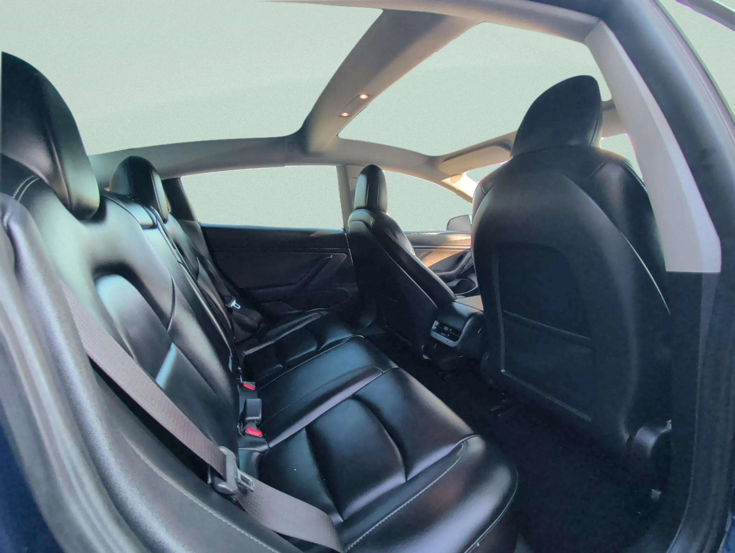 Used 2021 Tesla Model 3 Long Range AWD/4WD image 27