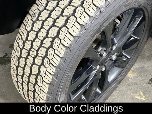 Used 2017 Jeep Grand Cherokee Altitude image 35