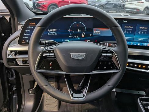 Used 2025 Cadillac Lyriq Sport image 15