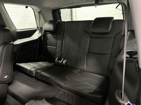 Used 2019 GMC Yukon SLT w/ Graphite Performance Edition AWD/4WD image 22