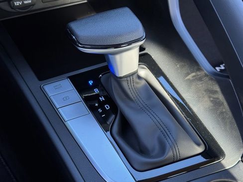 New 2026 Hyundai Elantra SE image 17
