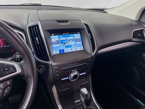 Used 2017 Ford Edge Titanium w/ Technology Package AWD/4WD image 15