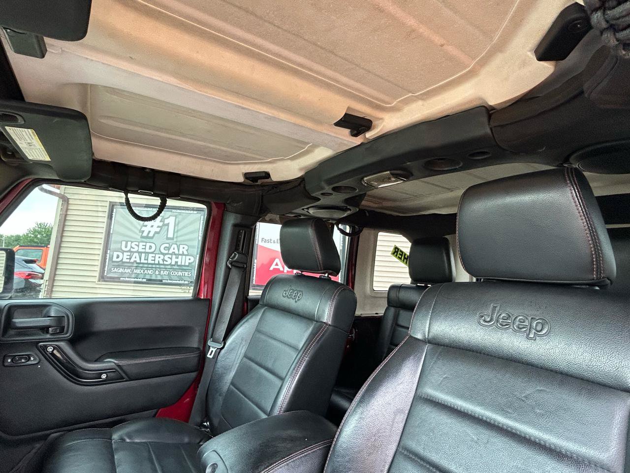 Used 2012 Jeep Wrangler Unlimited Sahara AWD/4WD image 18