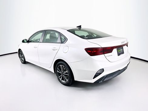 Used 2024 Kia Forte LXS image 5