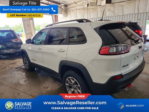 Used 2020 Jeep Cherokee Trailhawk w/ Cold Weather Group AWD/4WD image 3