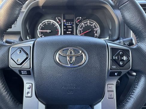 Used 2022 Toyota 4Runner TRD Sport image 19