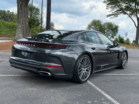 New 2025 Porsche Panamera 4 image 9