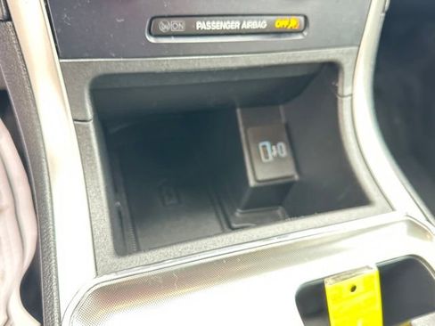 Used 2022 Ford Edge SEL w/ Convenience Package image 22