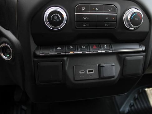 Used 2023 GMC Sierra 1500 Pro w/ Pro Value Package AWD/4WD image 13