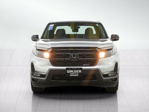 Used 2024 Honda Ridgeline Sport image 8