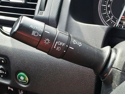 Used 2017 Honda Pilot Elite image 37