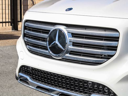 Certified 2025 Mercedes-Benz GLB 250 image 6