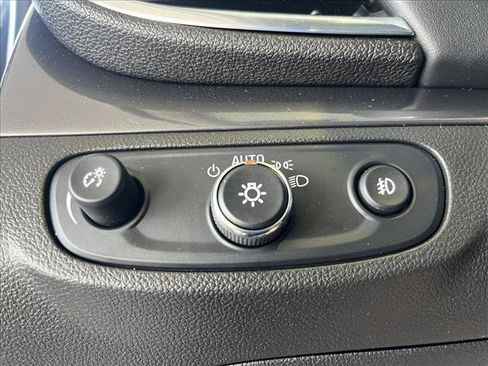 Used 2018 Buick Encore Sport Touring w/ Safety Package AWD/4WD image 19