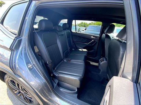 Used 2022 Volkswagen Tiguan SE R-Line AWD/4WD image 22