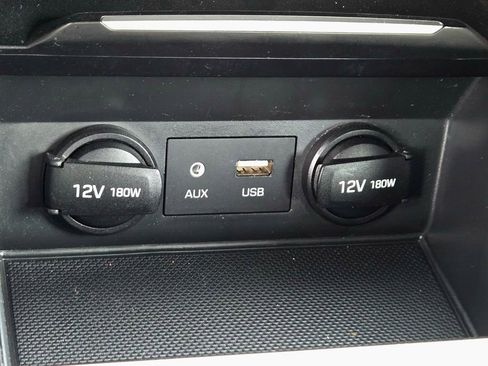 Used 2018 Hyundai Elantra SEL image 18