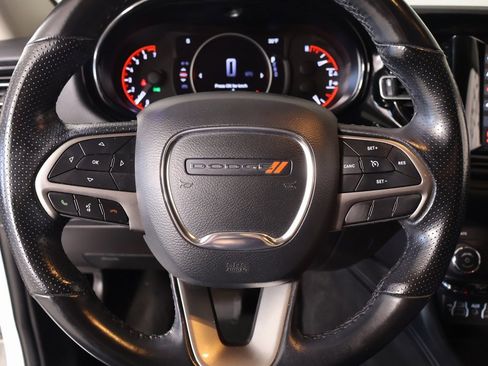 Used 2021 Dodge Durango SXT image 3