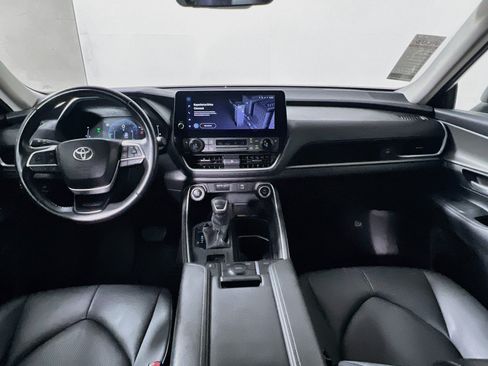 Used 2024 Toyota Grand Highlander FWD image 29