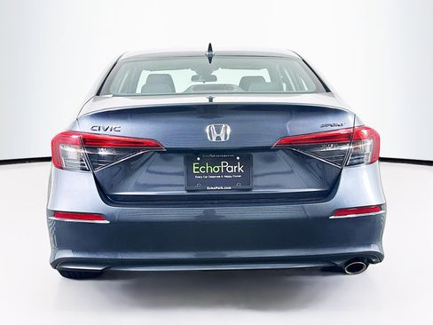 Used 2023 Honda Civic Sport image 7