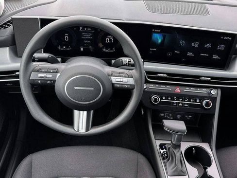 New 2026 Hyundai Sonata SE FWD image 17